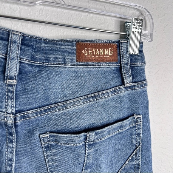 Shyanne Jeans Women 28 Long Super Flare Distressed Bell Bottom 35” U - Picture 7 of 13